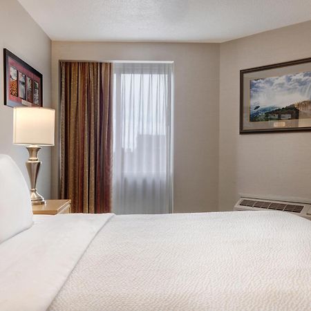 Days Inn By Wyndham Niagara Falls Near The Falls Eksteriør billede